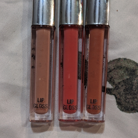 Drugstore Make-up bundle - Picture 2 of 5